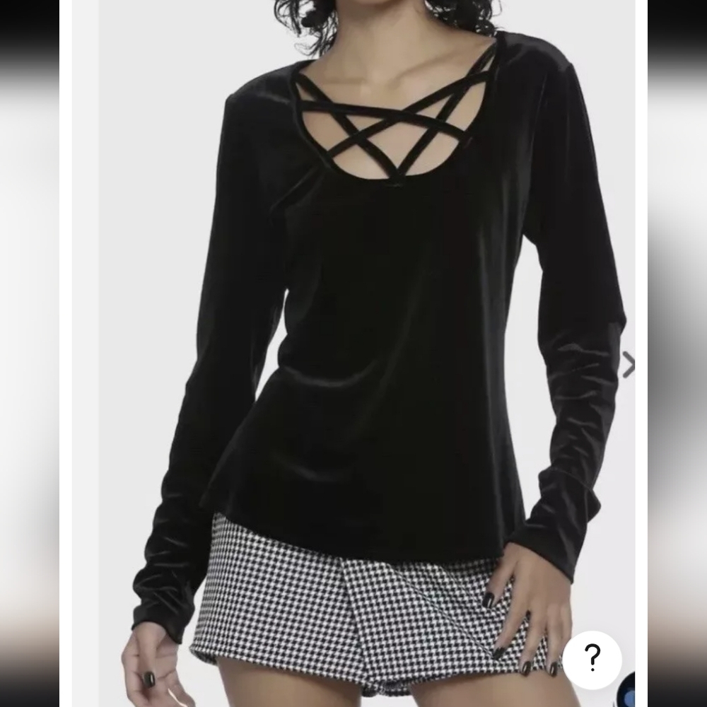 Hot Topic nwot  Black Velvet Top sz XS - Picture 7 of 7